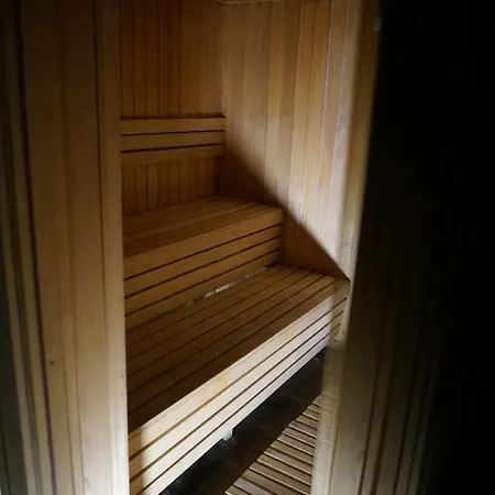 Premier 24 Milmari Apartamento