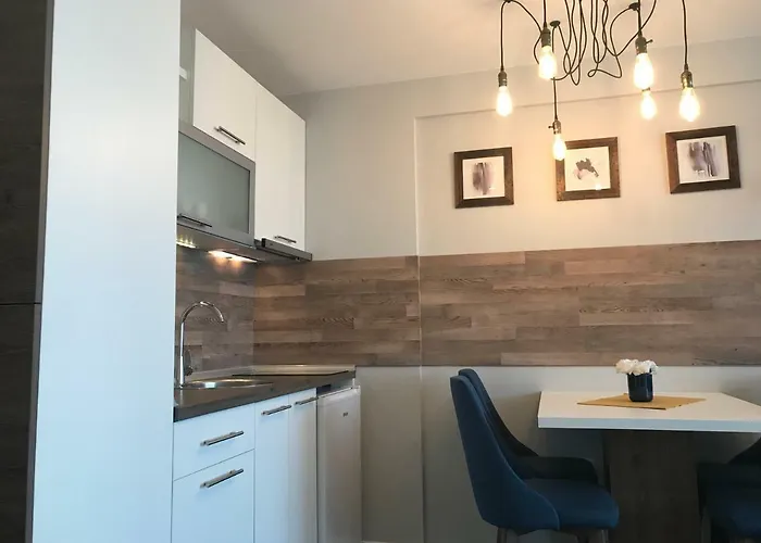 アパート Premier 24 Milmari