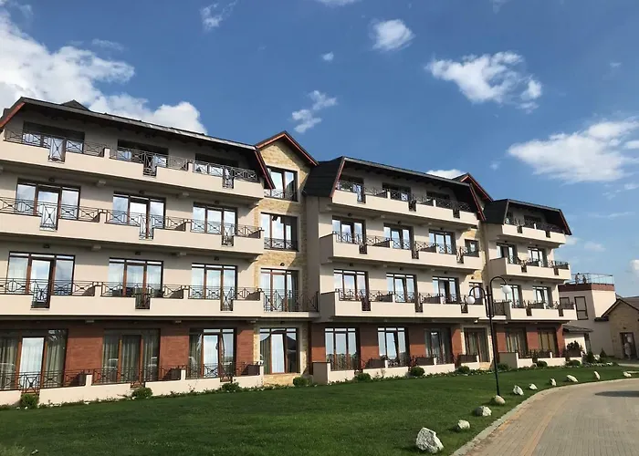 Premier 24 Milmari アパート