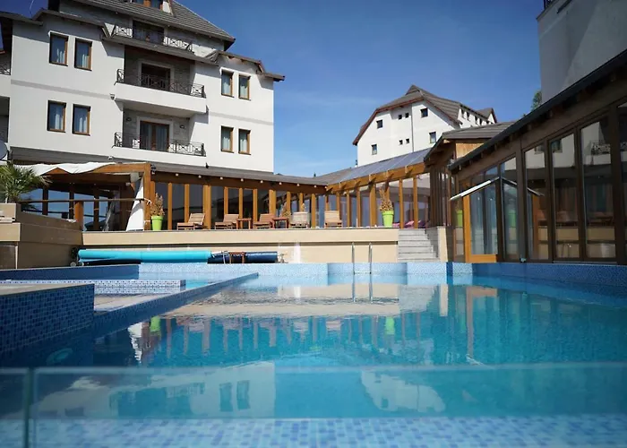 Premier 24 Milmari *