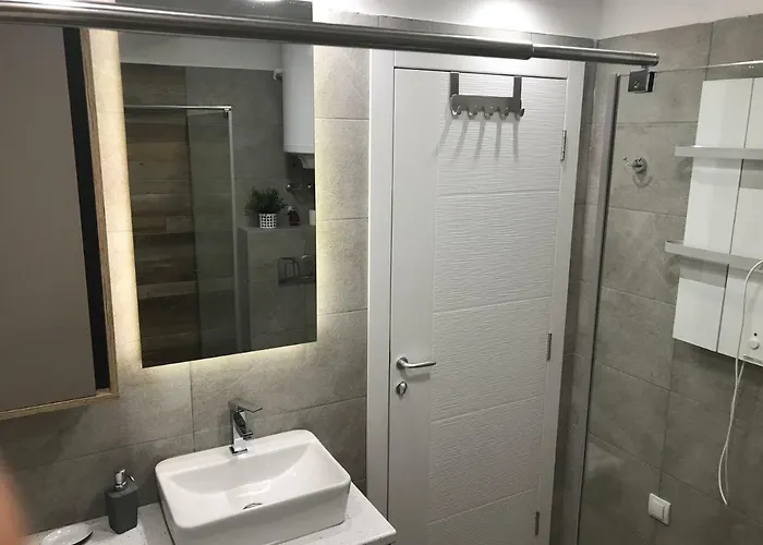 アパート Premier 24 Milmari